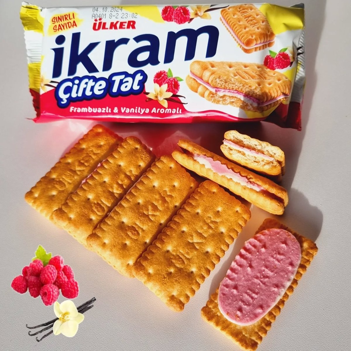Ikram Biscuits with Raspberry and Vanilla - 87g x 24 Pieces