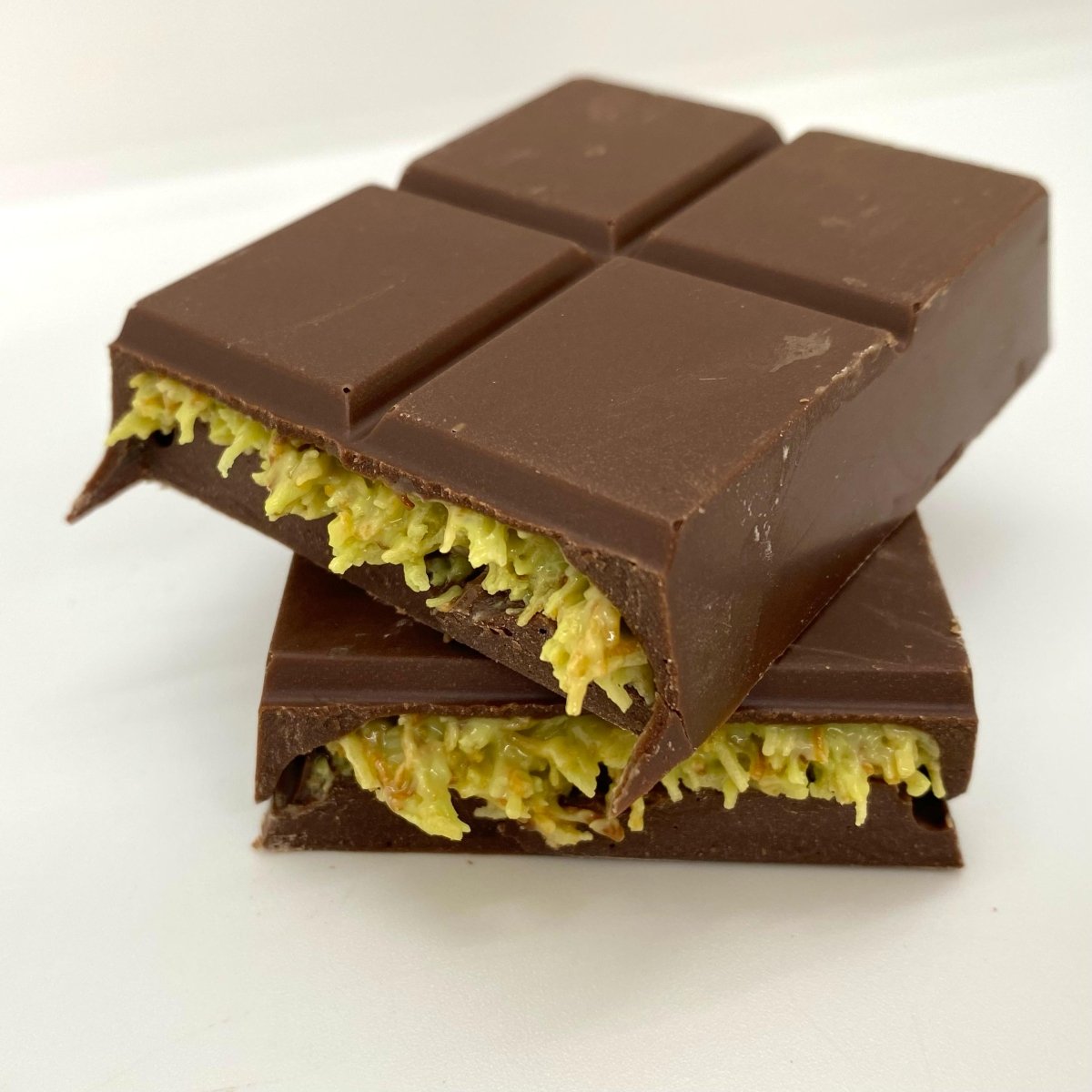 V - Gift Pistachio Praline Dubai Chocolate Bar - 146g - Aladdin Business