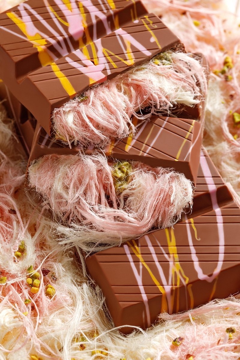 Angel Hair Chocolate with Cotton Candy and Pistachio Cream - 36 pieces  x 170 gr