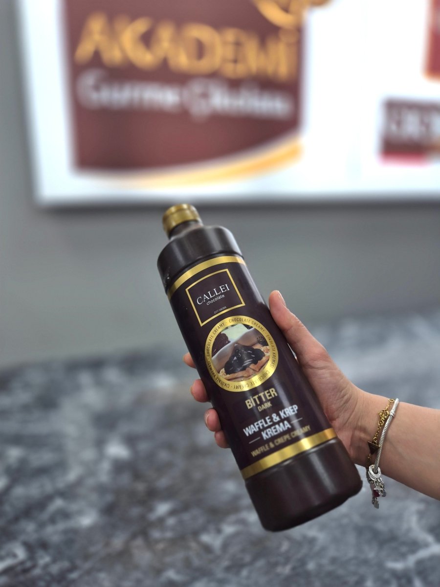 Callei Bitter Chocolate Sauce for Waffle, Pancake, Crepe & Fondue 1000gr - Aladdin Business