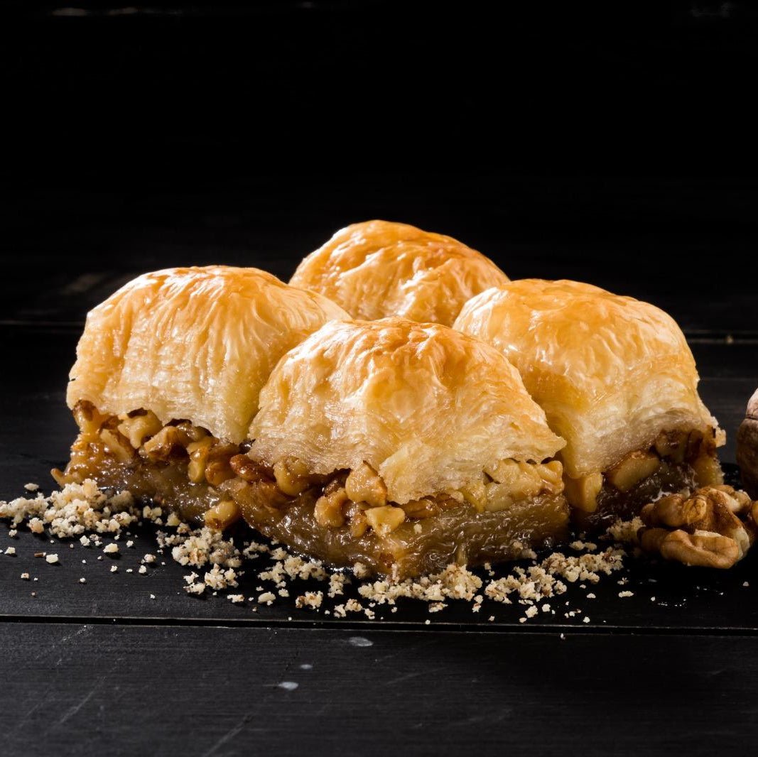 Payna Packed Turkish Walnut Baklava Tray (75 Slices) with 1 Year Shelf Life - 2.5kg - Aladdin Business