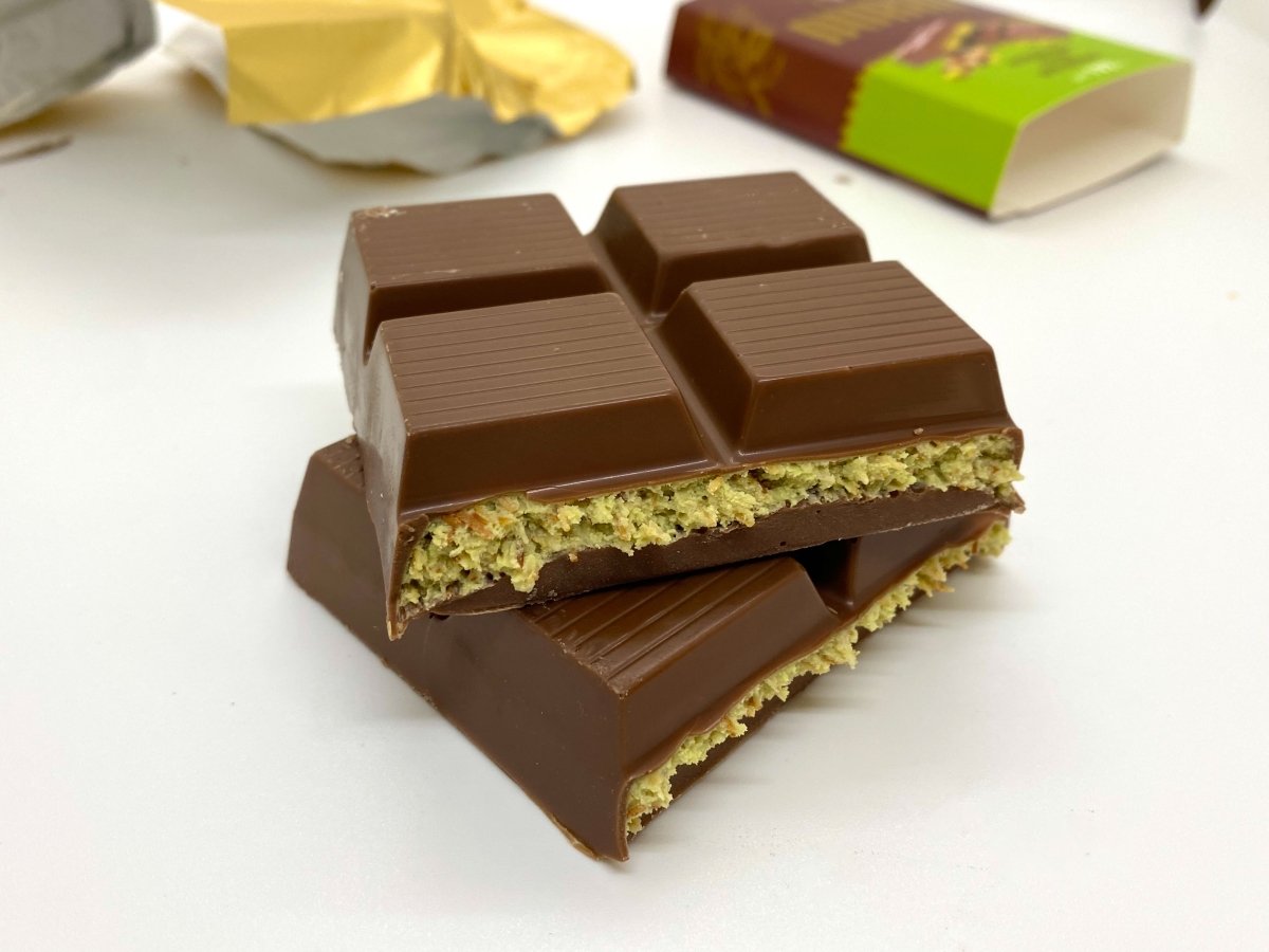 V - Gift Pistachio Praline Dubai Chocolate Bar - Crispy & Nutty Delight 192g - Aladdin Business